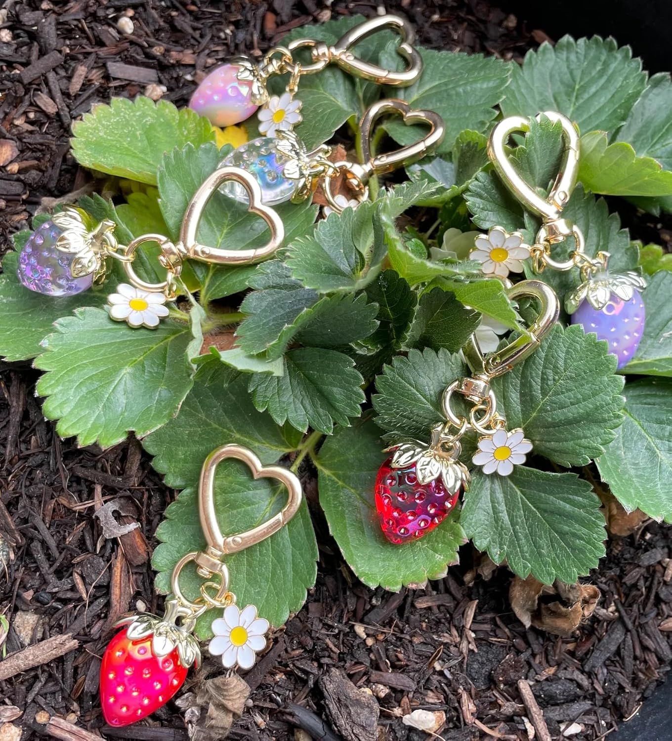 Cute Strawberry Keychain,Bag Charms,Kawaii Heart Flower Daisy Key chains Accessories Decor for Girls Purse Gift