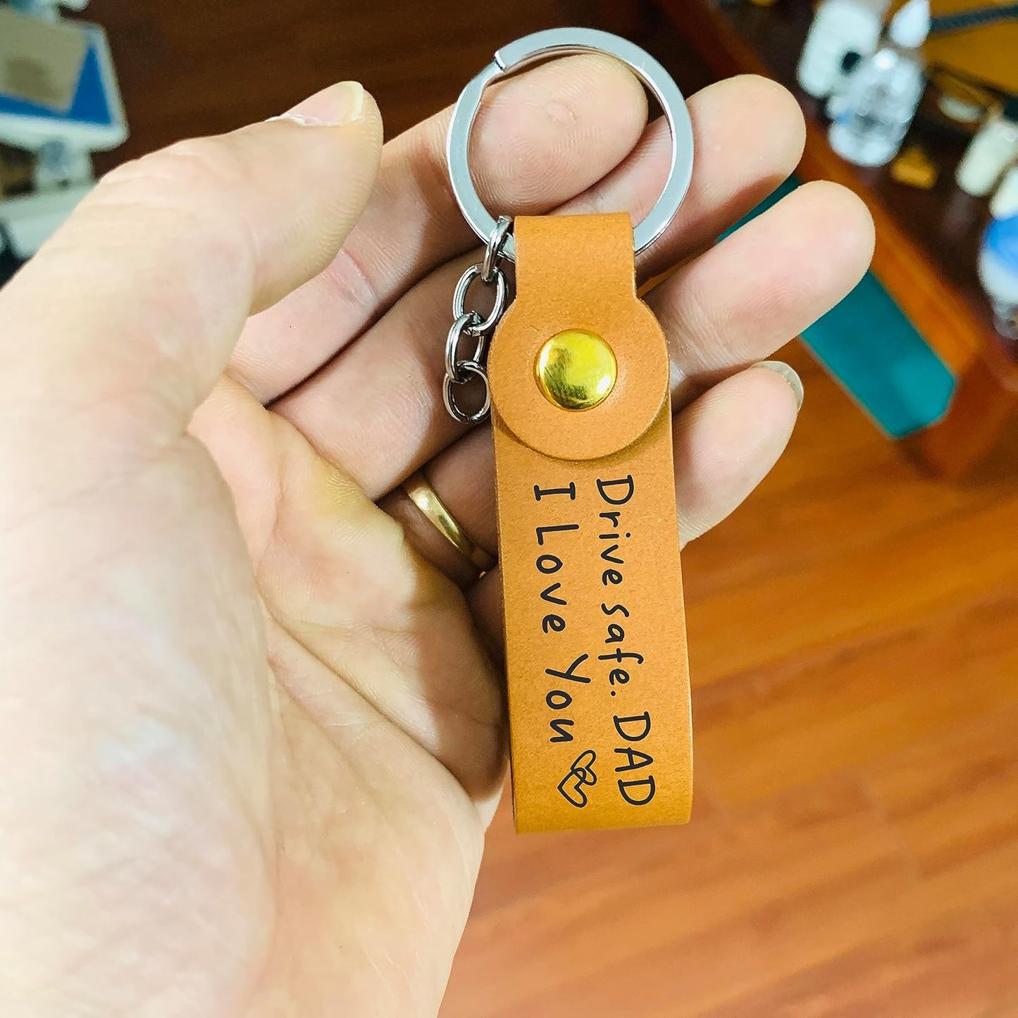 Love Dad Gifts from Daughter or Son - Drive Safe Dad I Love You Leather Keychain, Father's Day Birthday Gifts for Dad from Daughter, Christmas Gifts for Dad, Dad gift from Son